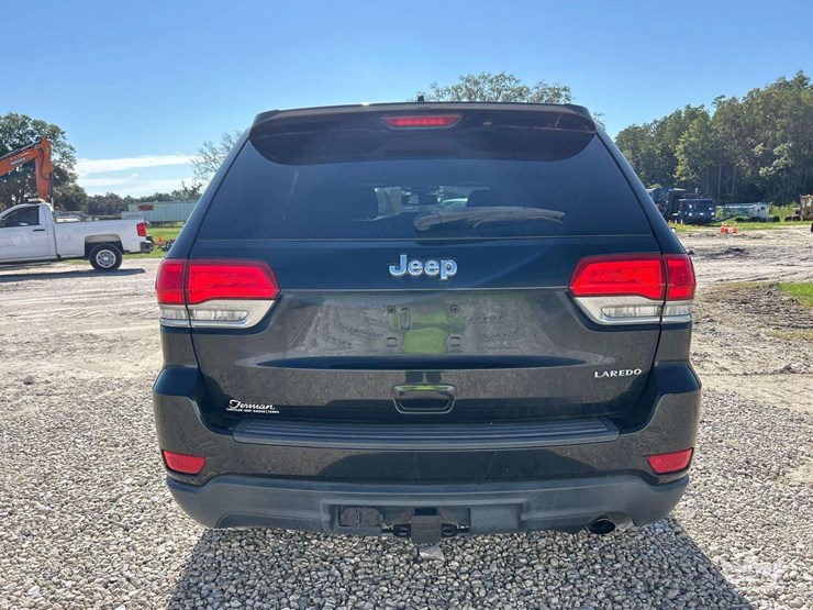2015-jeep-grand-cherokee-image-21