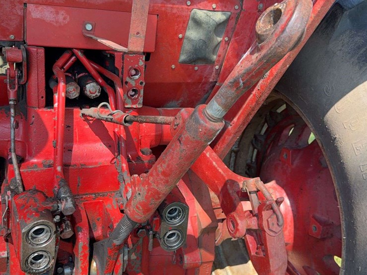 farmall-1566-turbo-image-38