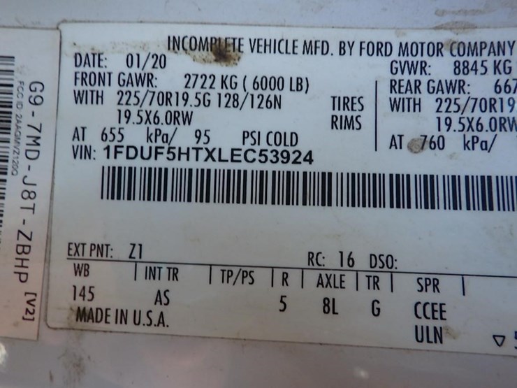 2020-ford-f550-image-42