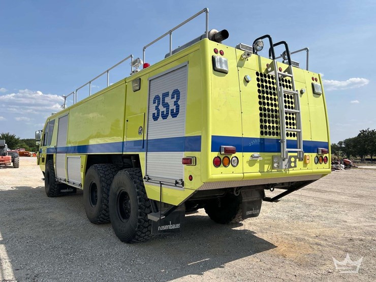 2003-freightliner-rosenbauer-panther-6x6-aircraft-rescue-and-fire-truck-image-2