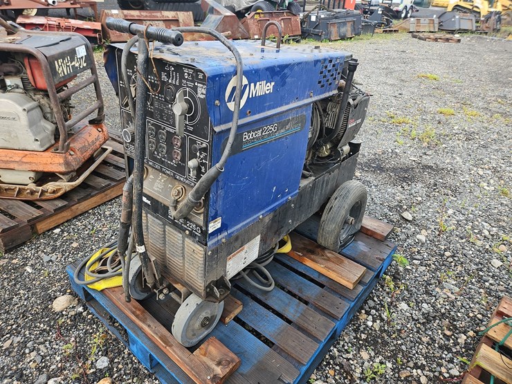 miller-bobcat-225g-image-1