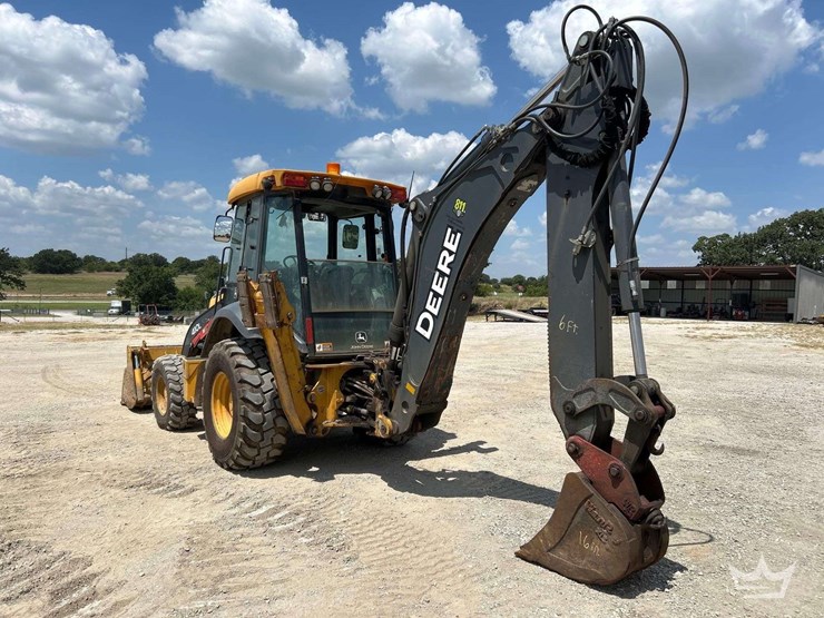 2019-deere-410l-image-2