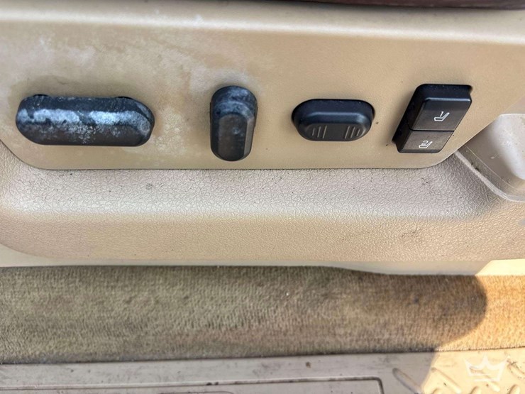 2012-ford-f150-image-25