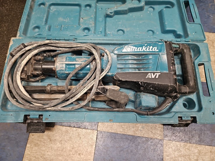 makita-hm1317cb-electric-demolition-hammer-image-1