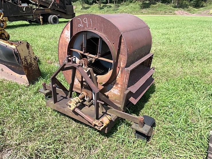 pto-driven-blower-tractor-attachment-3pt-hitch-image-1