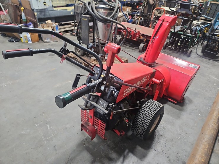 gravely-walk-behind-power-unit-image-4
