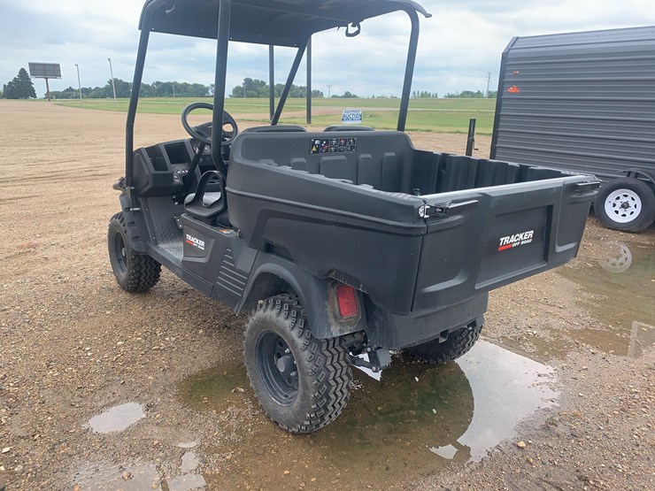 tracker-ox-400-utv-image-7