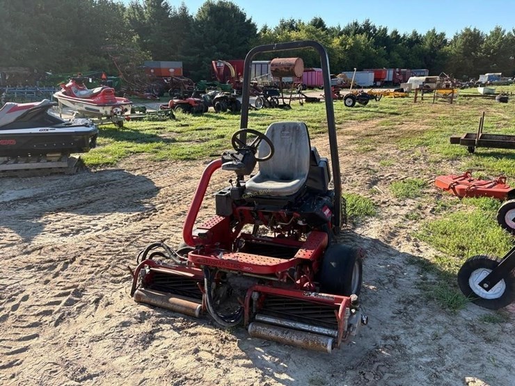 toro-greensmaster-3150-image-2