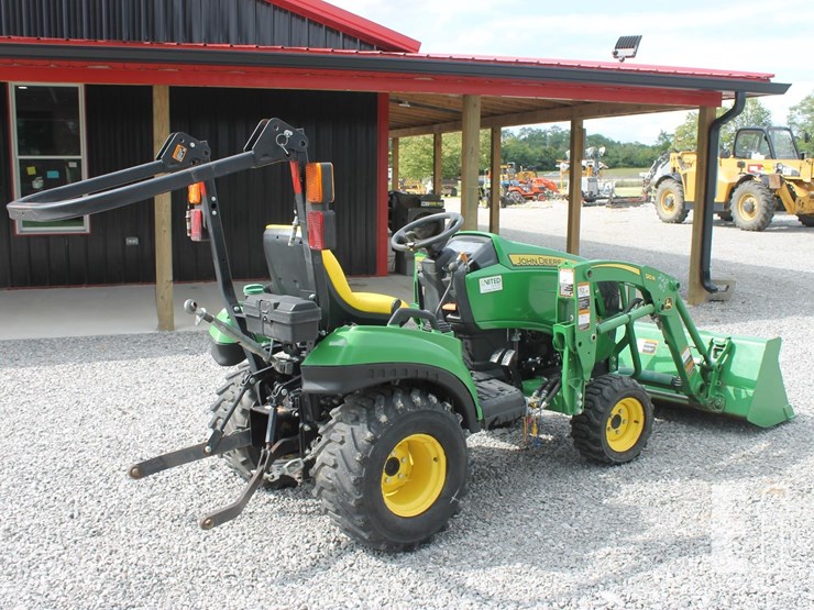 john-deere-1023e-image-6