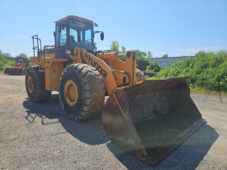 2004-hyundai-hl770-image-7