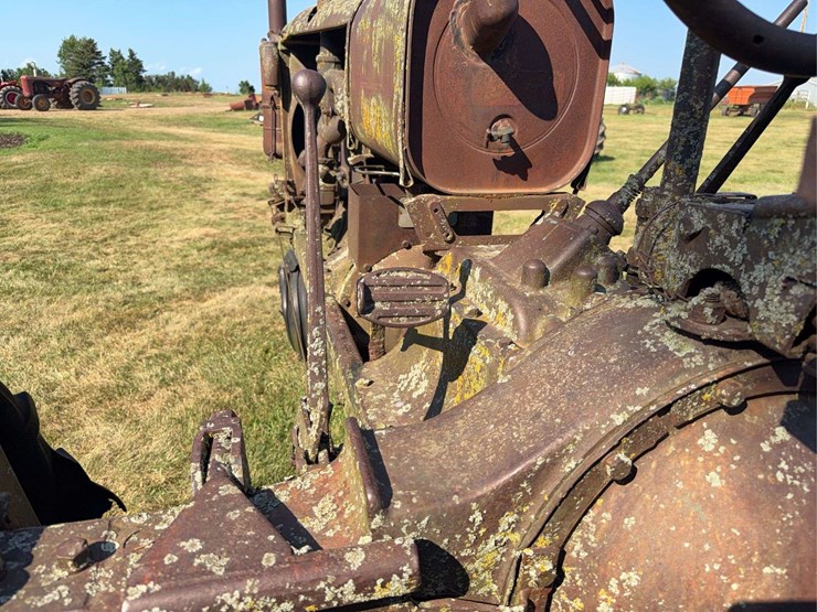 1931-farmall-f-30-duck-bill-image-31
