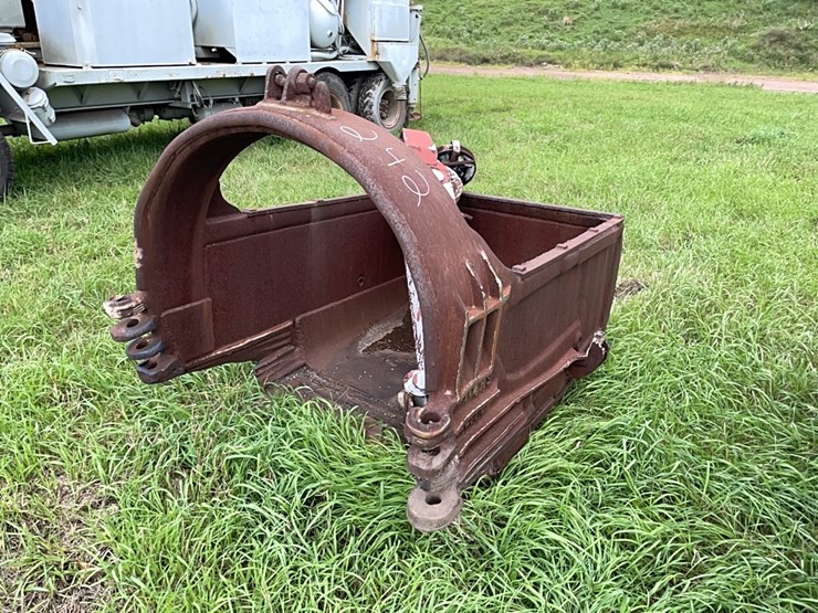 hendrix-2-1/4-cubic-yard-hs-drag-line-bucket-crane-accessory-sn:46176-image-1
