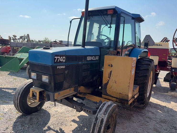 ford-7740-image-2