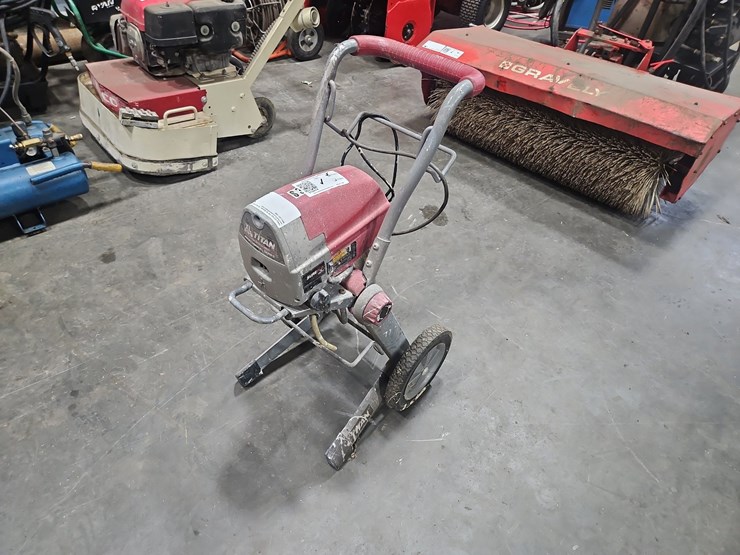 titan-295xl-airless-paint-sprayer-image-1