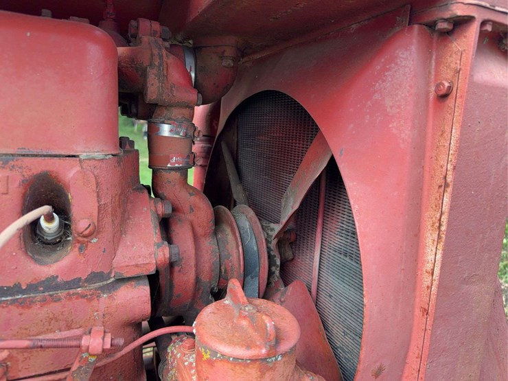 farmall-f-30-image-18