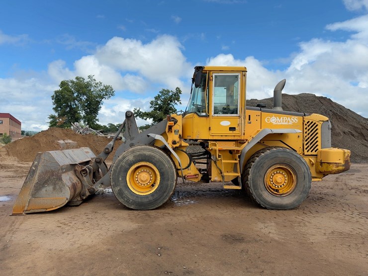 2003-volvo-l90e-image-2