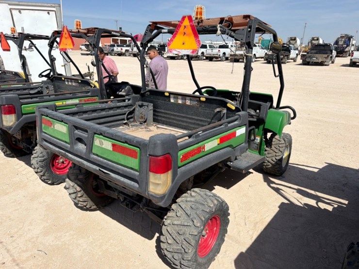 john-deere-gator-image-3