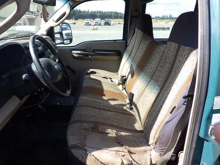 2005-ford-f450-image-41