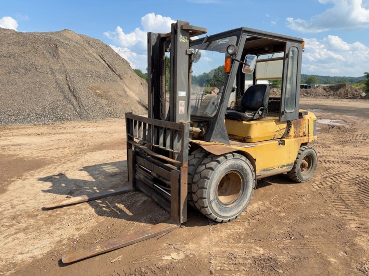 1998-caterpillar-dp40-image-1