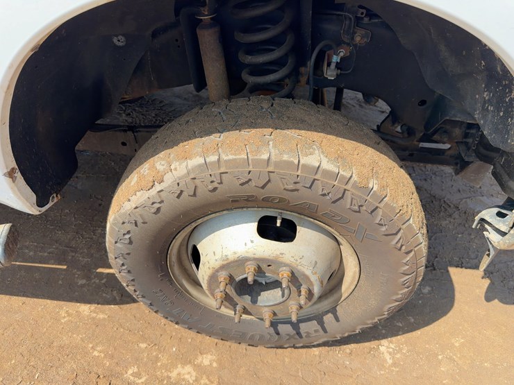 2016-ford-f350-xl-image-8