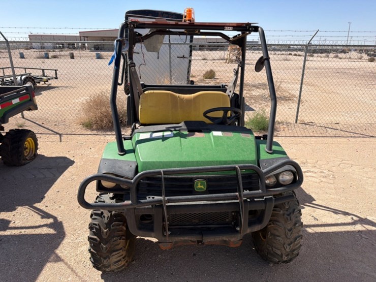 john-deere-gator-image-2