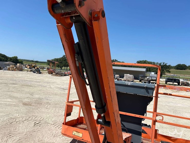 2008-jlg-800aj-image-15