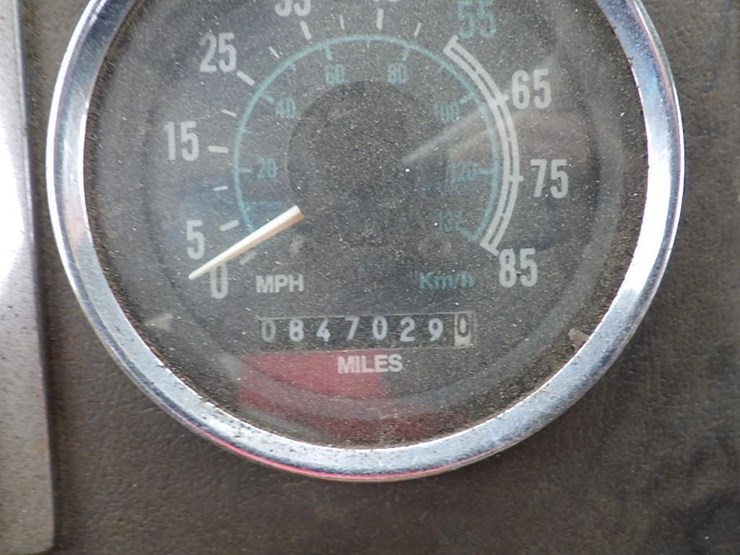 1989-ford-l9000-image-33