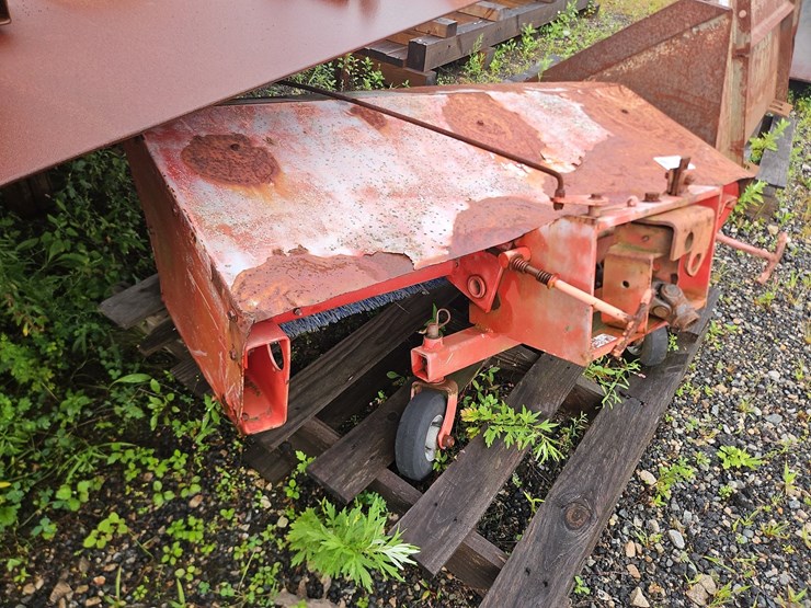 gravely-48"-broom-attachment-image-2
