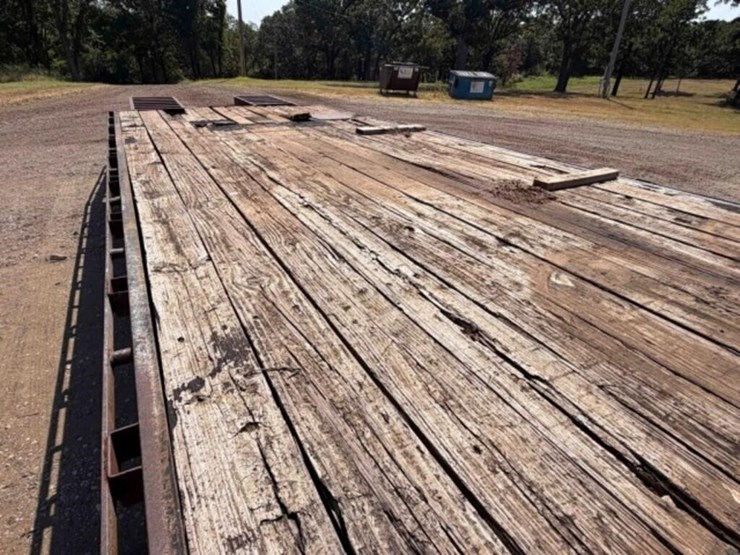 2009-elite-gooseneck-flatbed-trailer-image-8