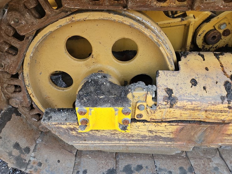 2006-caterpillar-d4g-xl-image-20