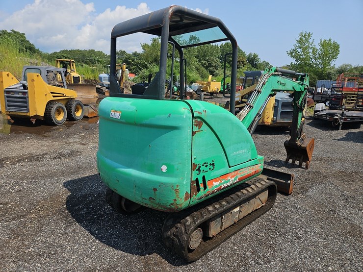 2011-bobcat-325g-image-5