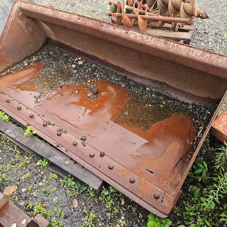 74" GP BUCKET WITH BOCE