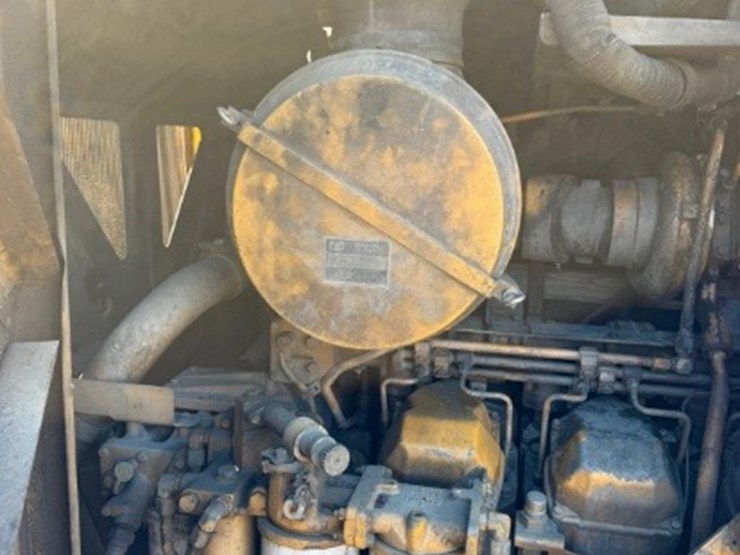 caterpillar-992g-image-21