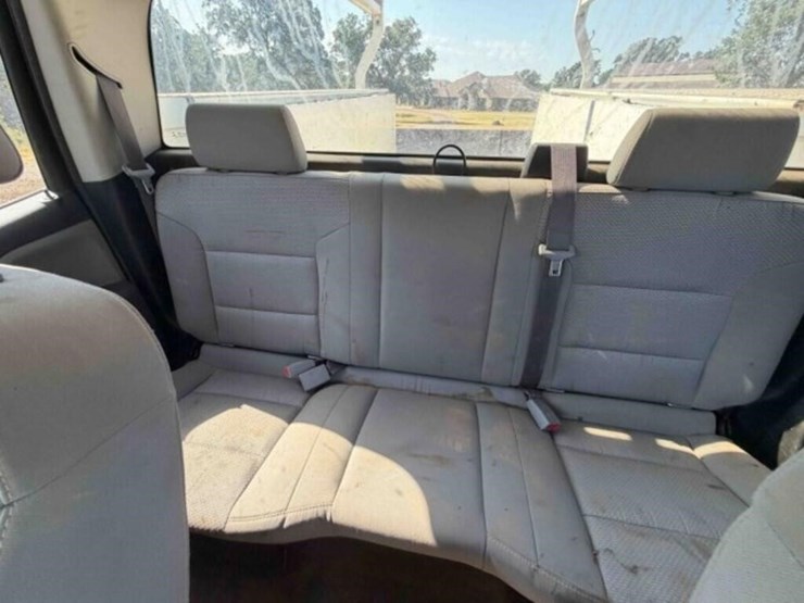 2017-chevrolet-silverado-2500-image-28