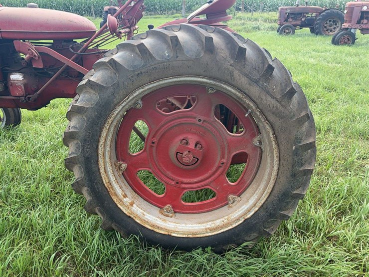 farmall-200-image-47