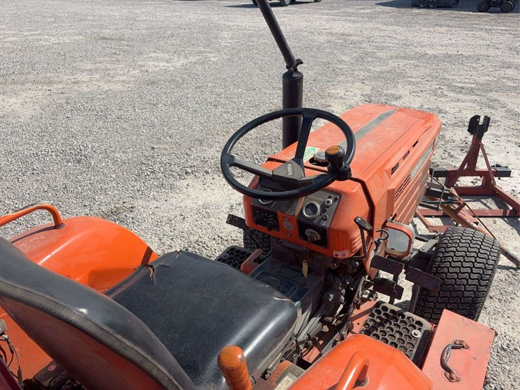 kubota-b8200-image-16