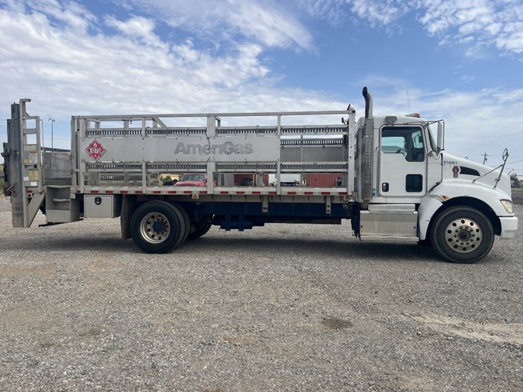 2014-kenworth-t370-image-4