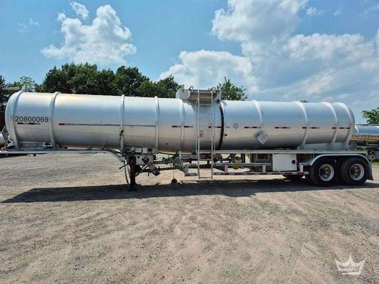 2014-mueller-8,400-gallon-t/a-chemical-tanker-trailer-image-20
