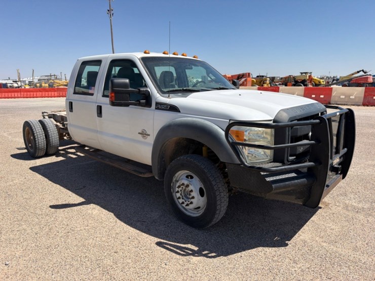 2014-ford-f550-image-3