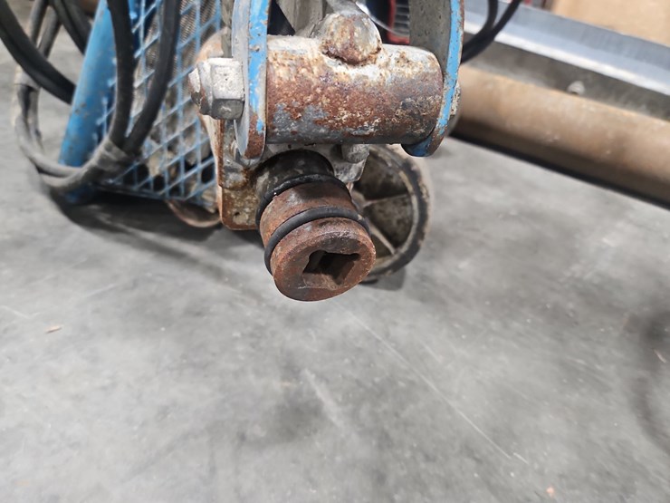 bunyan-screed-hyd-power-unit-image-4