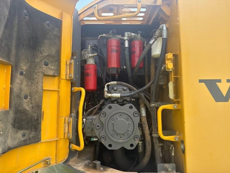 volvo-ecr305cl-image-21