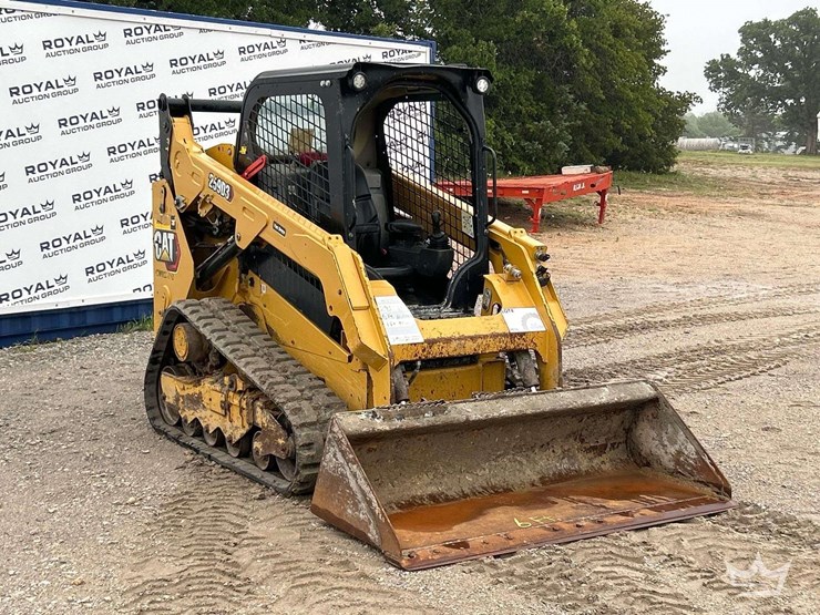 2023-caterpillar-259d3-image-4