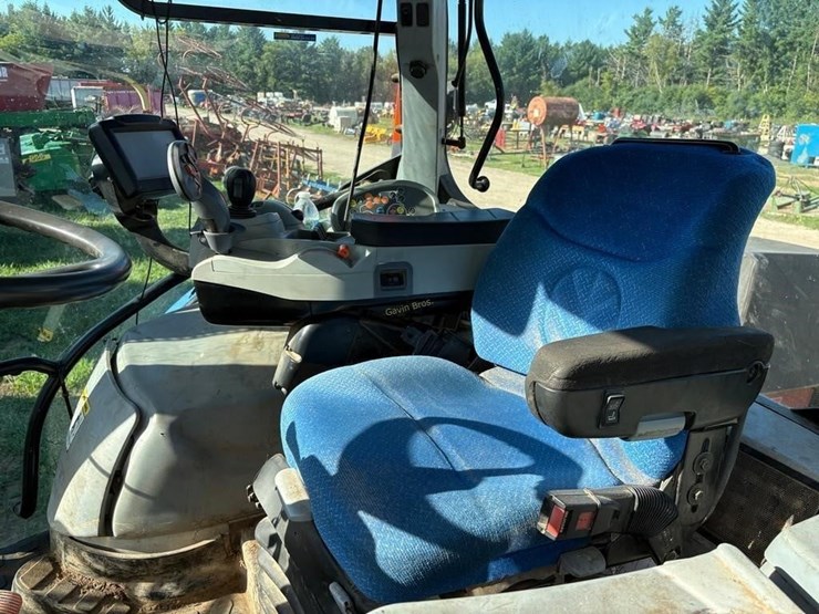 new-holland-t7.250-image-13