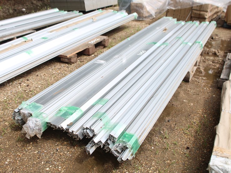 #5151-•-pallet-of-solar-frames-image-1