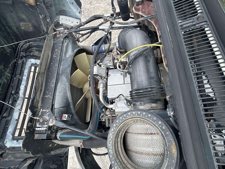 2007-sterling-l9500-image-6