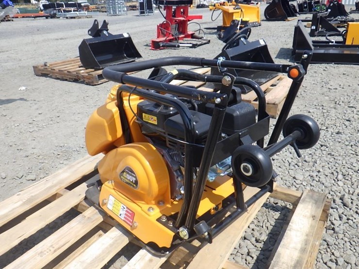 2026-sdlool-90-vibratory-plate-compactor-image-2