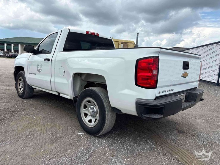 2017-chevrolet-silverado-1500-image-4