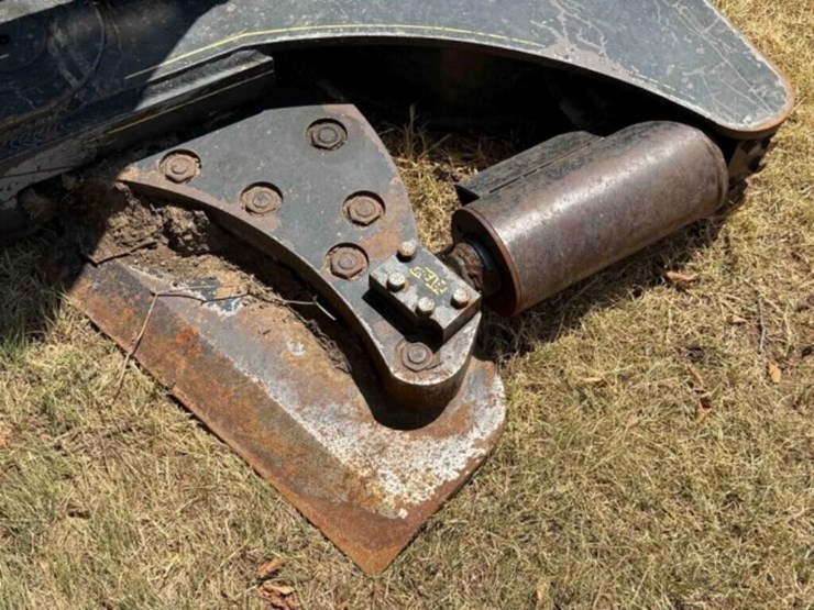 skid-steer-hydra-clip-tree-sheer-image-5