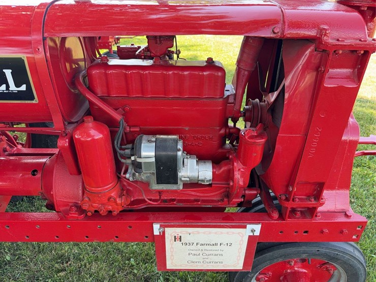 1937-farmall-f-12-image-17