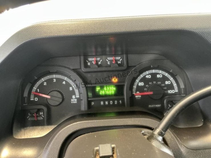 2009-ford-cargo-image-18